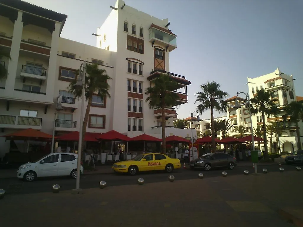 Marina Apartment Агадир